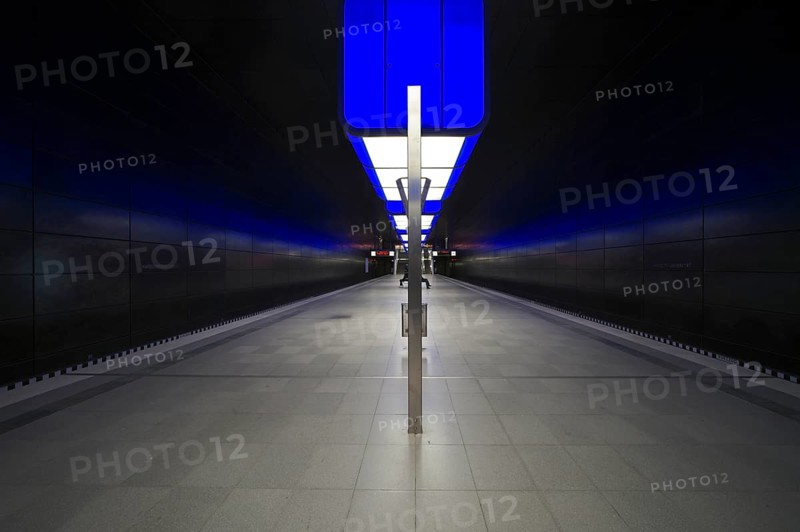 HafenCity University subway station, illuminated in color, blue, empty, platform, stop, train station, subway, public transport, HVV, Hamburger Verkehrsverbund, Hochbahn, public transport, Free and Hanseatic City of Hamburg, Germany