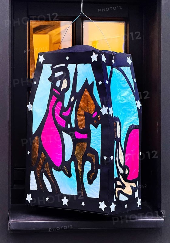Homemade Martin lantern, decoration in a window of a half-timbered house, Altstadt, Kempen, Lower Rhine, North Rhine-Westphalia, Germany