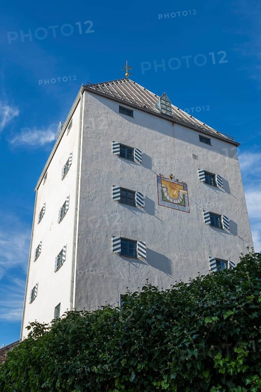 Franzmühle, Fassade mit Sonnenuhr, Bad Tölz, Upper Bavaria, Bavaria, Germany