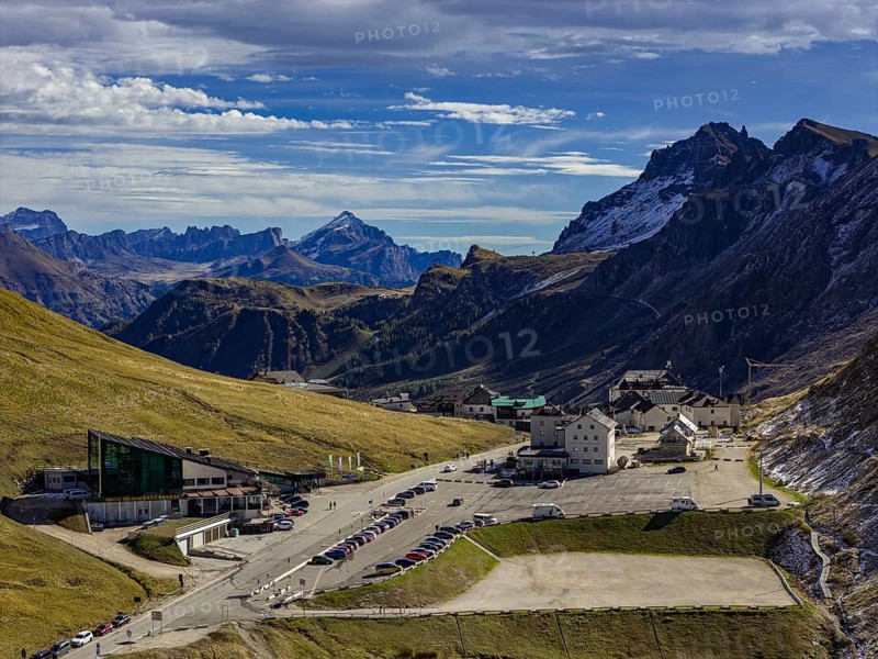 Road, curves, serpentines, pass road, pass, hotel, parking, autumn, sunny, Pordoi Pass, Dolomites, Italy