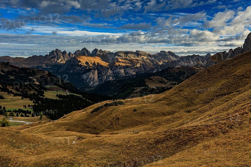 Steep mountains, morning light, clouds, atmosphere, mountain landscape, autumn, Geisler Group, Geisler Peaks, Sella Pass, Dolomites, Italy
