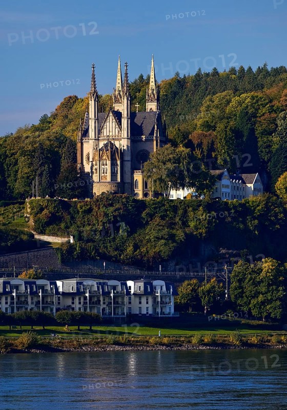 Pilgrimage Church of St. Apollinaris, also Apollinaris Church on the Apollinarisberg in Remagen with the river Rhine, Rhineland-Palatinate, Germany