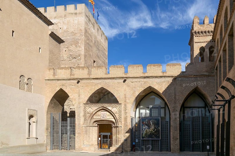 Courtyard of historic castle, Aljafería Palace, Zaragoza, Aragon, Spain