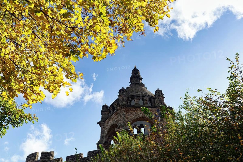 Kaiser Wilhelm Memorial, national monument with dome, landmark, sunny autumn weather, Porta Westfalica, Ostwestfalen-Lippe, East Westphalia, North Rhine-Westphalia, Germany