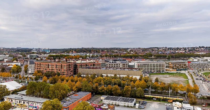 New use of the site of the former freight yard in Bad Cannstatt. Around 850 apartments, commercial spaces, parks, squares and roads are being built on 25 hectares. Stuttgart, Baden-Württemberg, Germany