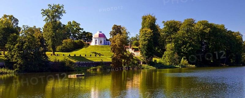 Baroque terrace garden on Lake Huwenow in Meseberg Castle, guest house and conference venue of the Federal Government, Gransee, Brandenburg, Germany