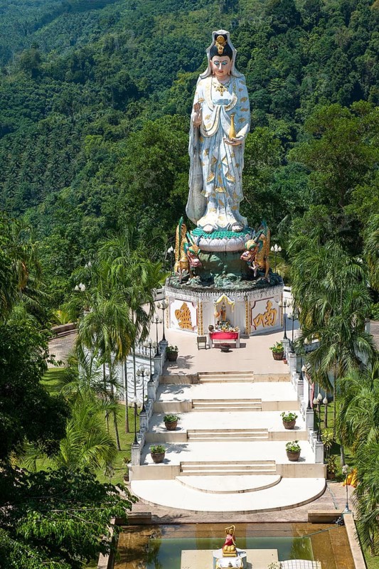 Guan Yin statue, Wat Bang Riang, Buddhist temple complex, Buddhist temple, Thap Put, Phang Nga Phang Nga province, Thailand