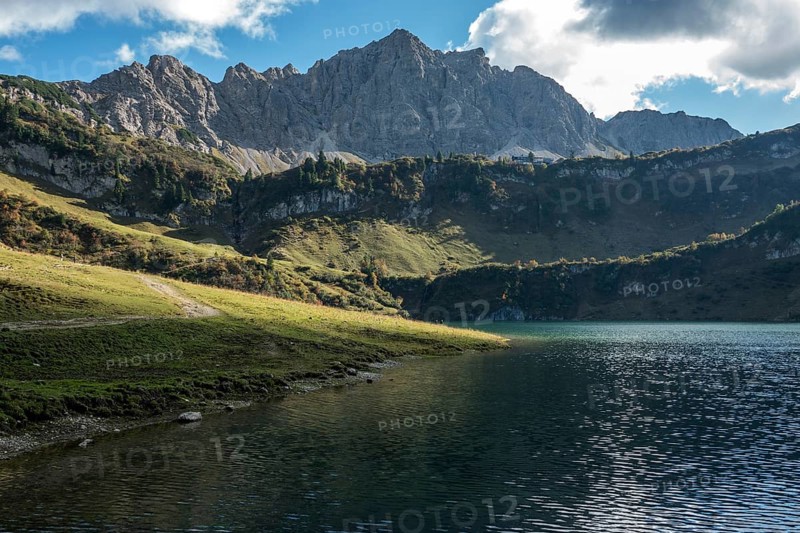 Traualpsee, in the back of Lachenspitze, Allgäu Alps, Tannheim, Tyrol, Austria