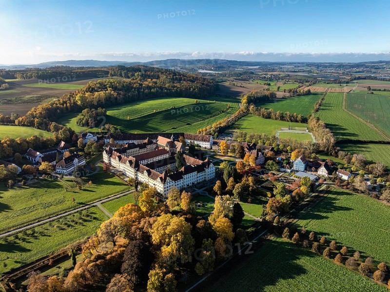 Salem Castle School and Boarding School, Salem International College, former imperial abbey, museum, concert area, former monastery of Order of Cistercians, aerial view, Lake Constance District, Linzgau, Baden-Württemberg, Germany