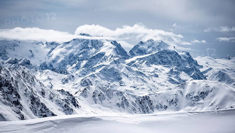 View of mountain panorama with mountain peaks of the Bernina Group, mountain scenery in winter, Bündner Haute Route, Albula Alps, Rhaetian Alps, Grisons, Switzerland