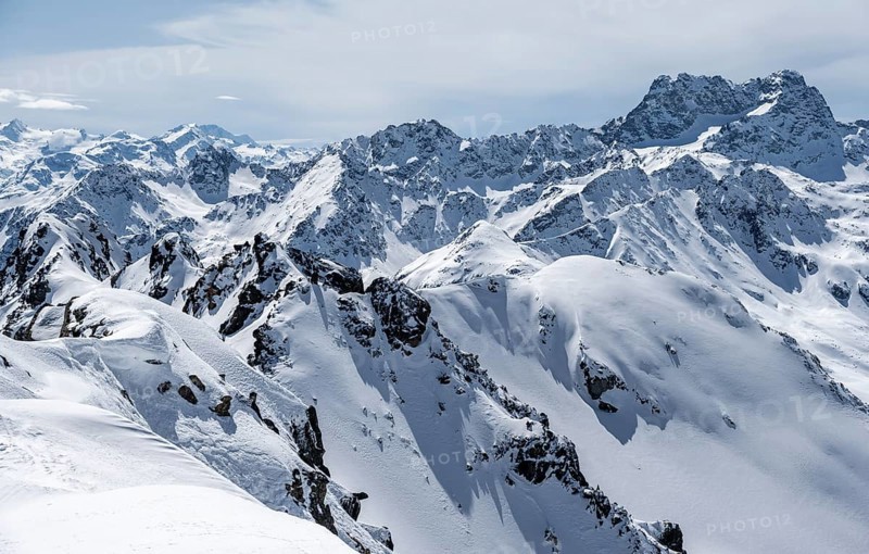 View of mountain panorama, mountain landscape in winter, Albula Alps, Rhaetian Alps, Graubünden, Switzerland