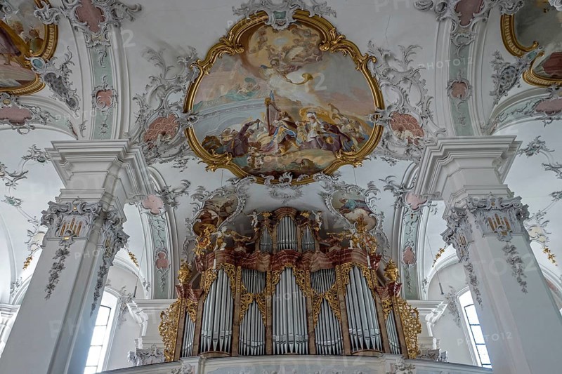 St. George and James Catholic Church, interior view, ceiling frescoes and organ, Isny, Allgäu, Baden-Württemberg, Germany