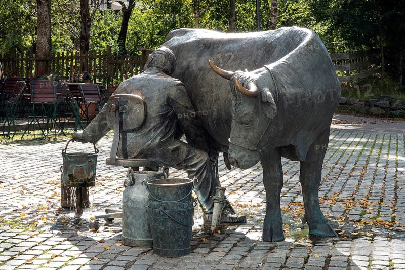 Steuerzahlerbrunnen, Isny, Allgäu, Baden-Württemberg, Germany