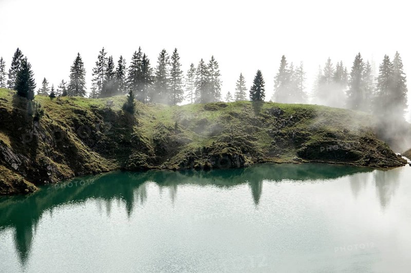 Seealpsee, Allgäu Alps, Nebelhorn, Oberstdorf, Oberallgäu, Allgäu, Bavaria, Germany