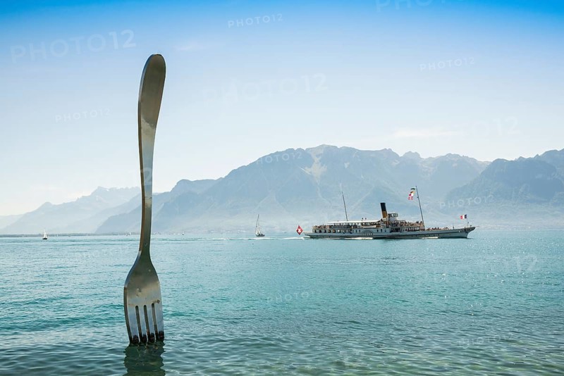 La Fourchette, the fork, sculpture by Jean-Pierre Zaugg, Vevey, Lake Geneva, Lac Léman, Canton of Vaud, Switzerland