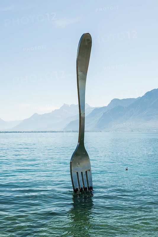 La Fourchette, the fork, sculpture by Jean-Pierre Zaugg, Vevey, Lake Geneva, Lac Léman, Canton of Vaud, Switzerland