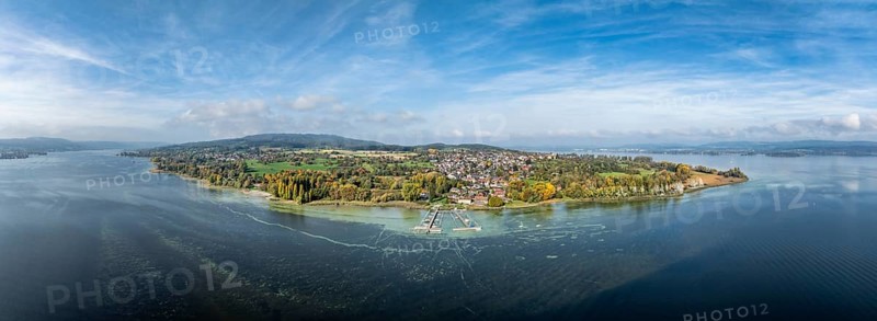 Aerial view, panorama of the Höri peninsula with the village of Horn and the boat harbour with jetty, on the right on the horizon the town of Radolfzell on Lake Constance, on the left Lake Rhine with the Swiss lakeshore, Gaienhofen, district of Constance, Baden-Württemberg, Germany