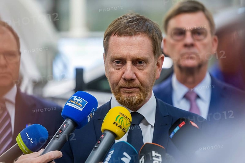 Minister President Michael Kretschmer during his visit to the Volkswagen vehicle plant in Zwickau, Zwickau, Saxony, Germany