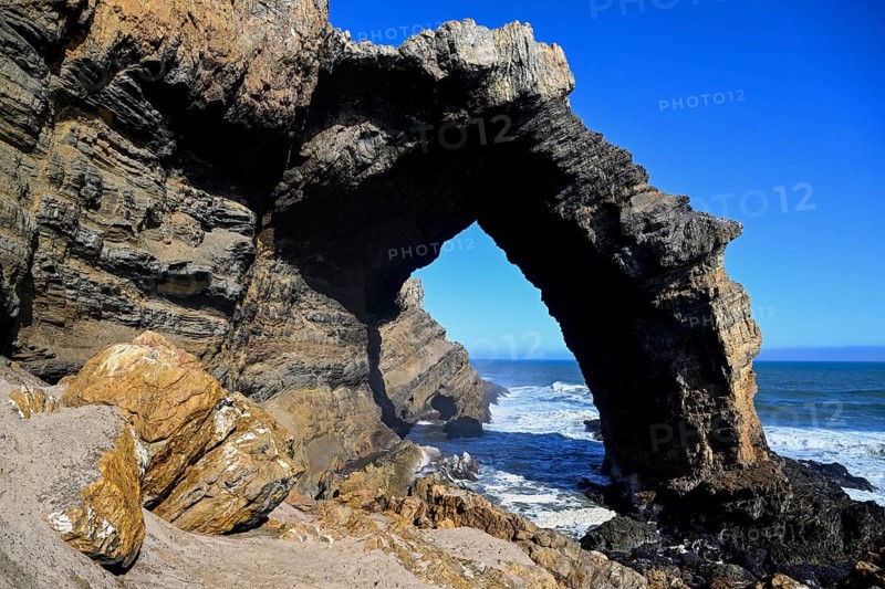 Arch rock, 55 metre high limestone arch, restricted diamond area, near Lüderitz, Karas region, Namibia