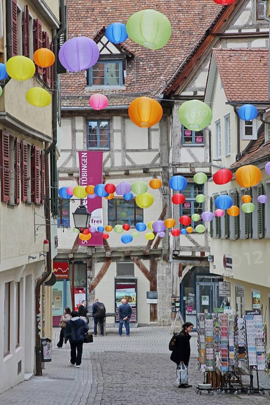 Houses in the Marktgasse with colourful lanterns, decoration, balloons, pedestrians, city museum, shopping, stroll, idyll, Tübingen, Neckartal, Baden-Württemberg, Germany