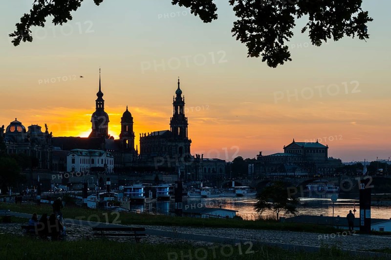 Old Town of Dresden at sunset, Cathedral Sanctissimae Trinita, Court of Appeal, Residential Palace, Semper Opera, Augustus Bridge, Elbe, Dresden, Saxony, Germany