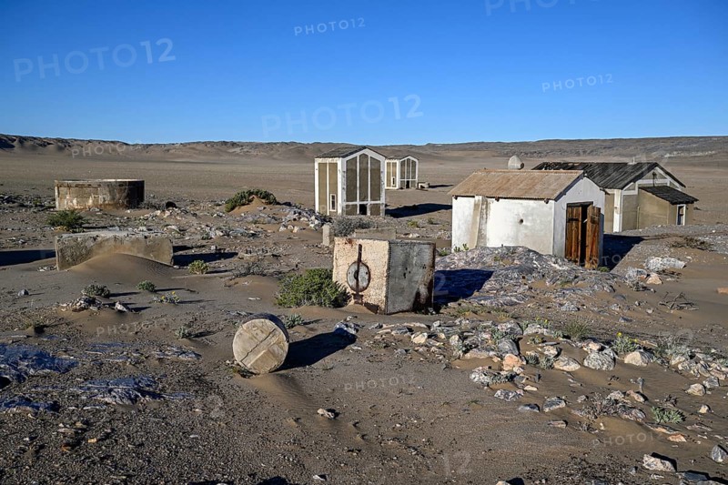 Alte Gebäude in Grillenthal, einst Versorgungsstation für Frischwasser, Diamentensperrgebiet, bei Lüderitz, Region Karas, Namibia