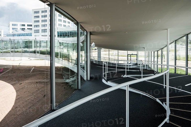 Interior view, Rolex Learning Centre, École polytechnique fédérale de Lausanne, EPFL, Lausanne, Switzerland