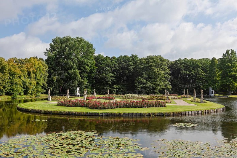 Anholt Castle Park, Isselburg, Münsterland, North Rhine-Westphalia, Germany