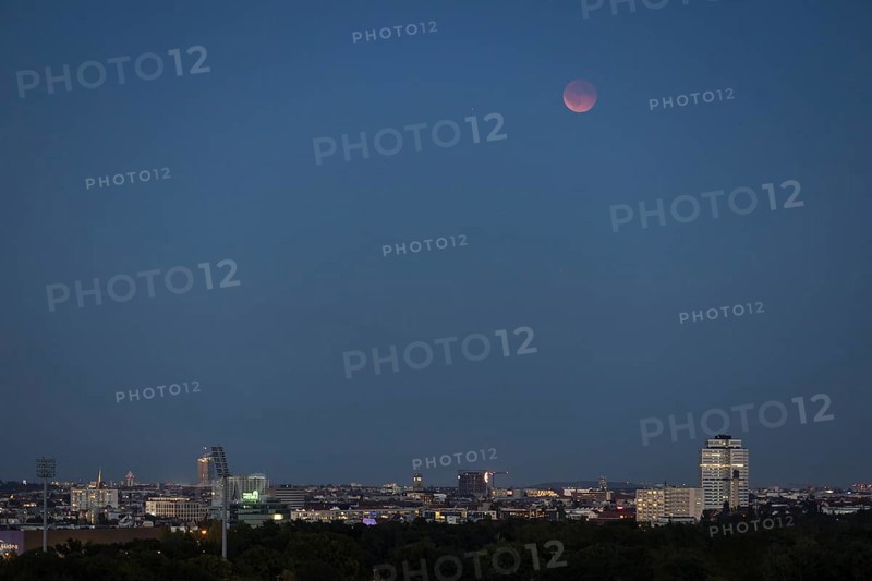 Lunar eclipse as seen from Berlin on 07.09.2025