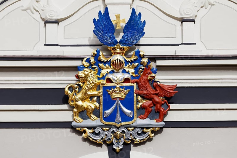 Coat of arms of Swedish Pomerania on the town hall, Alter Markt Old Town, UNESCO World Heritage Site, Hanseatic City of Stralsund, Mecklenburg-Western Pomerania, Germany