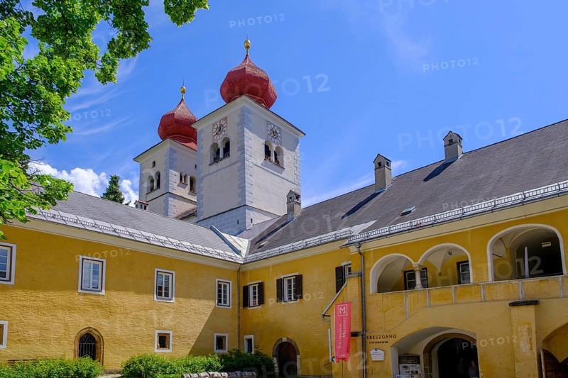 Abbey church, Millstatt Abbey, Millstatt, Lake Millstatt, Carinthia, Austria