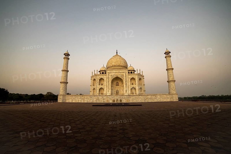 Taj Mahal at dawn, Tajganj, Agra, Uttar Pradesh, India