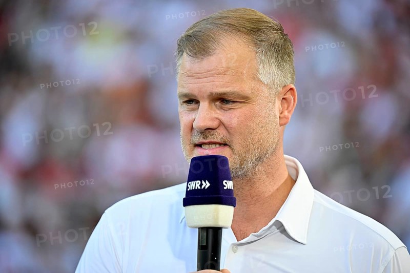 Board Member for Sport Fabian Wohlgemuth VfB Stuttgart Portrait in interview Microphone Microphone Logo SWP MHPArena, MHP Arena Stuttgart, Baden-Württemberg, Germany