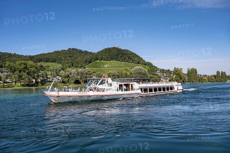 Excursion ship, passenger ship, excursion boat MS Munot of the Swiss Navigation Company Untersee and Rhine on the High Rhine near Stein am Rhein, Canton Schaffhausen, Switzerland