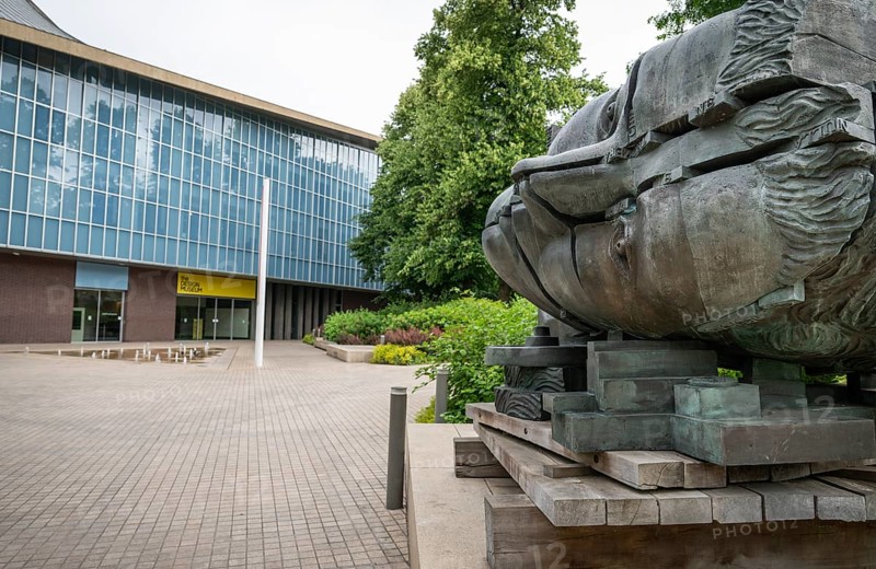 Sculpture The head of Invention by Eduardo Paolozzi, Design Museum London, Kensington, London, England, Great Britain