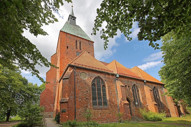 Gothic St. Nikolai Church, Brick Gothic, Brick church, Mölln, Schleswig-Holstein, Germany