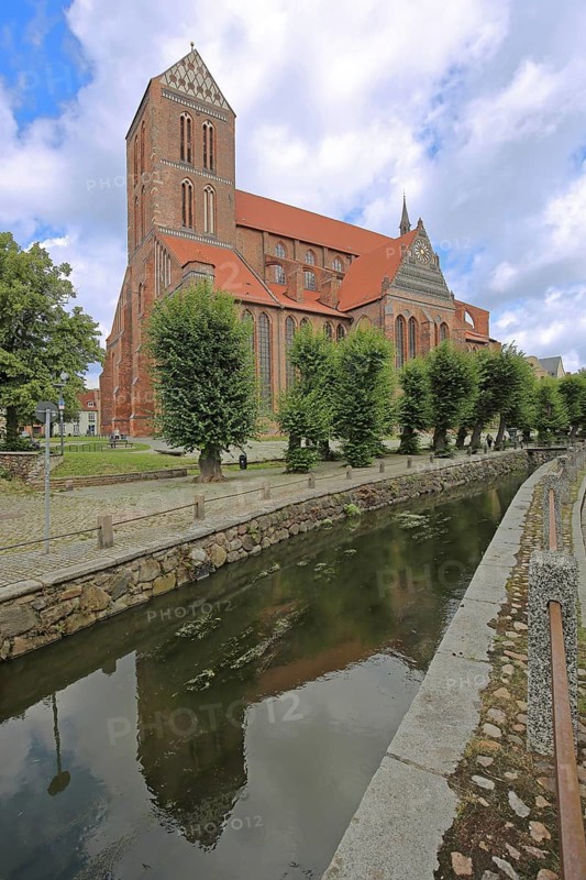 Gothic UNESCO St. Nikolai Church with Mill Stream, Brick Gothic, Brick Church, Stream, Canal, Reflection, Wismar, Mecklenburg-Western Pomerania, Germany