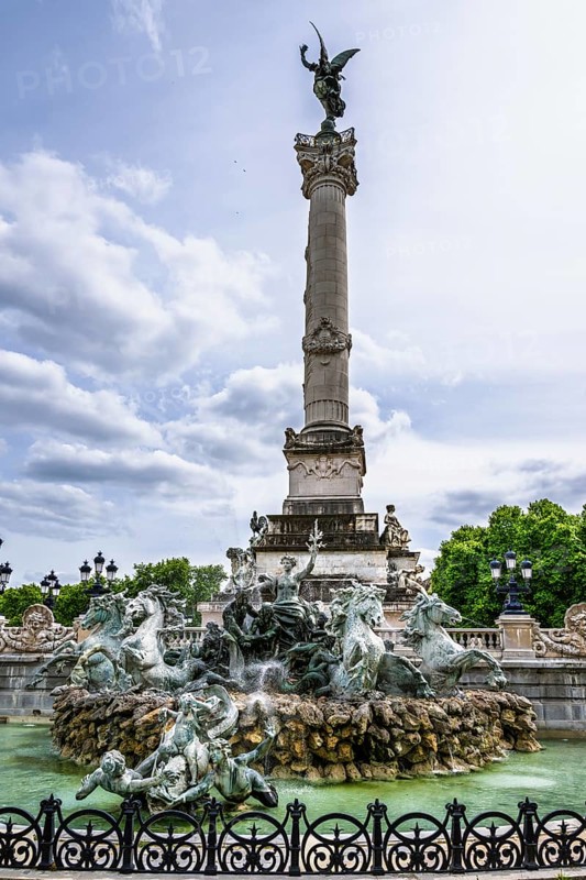 Fontaine du Char du Triomphe de la Concorde, Place des Quinconces, Bordeaux, Gironde, Nouvelle-Aquitaine, France