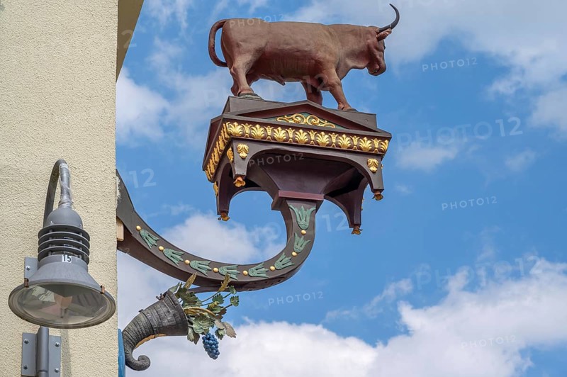 Figure of an ox, nose plate from the country inn Zum Ochsen, Biberach an der Riß, Baden-Württemberg, Germany