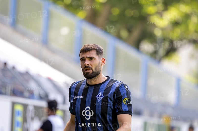 Football 3rd division, season 2025/26, matchday 1: Waldhof Mannheim vs SC Verl***Picture: Tim Sechelmann (4, Mannheim)