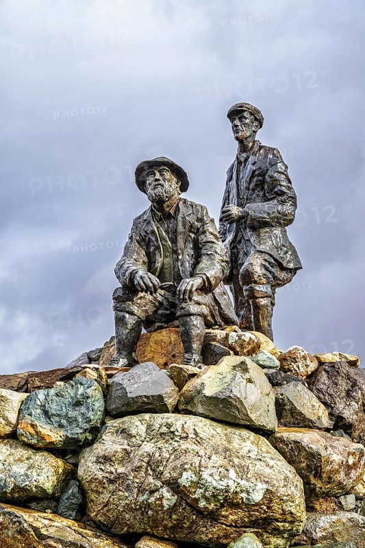 Collie and MacKenzie Statue, Sligachan Old Bridge, Isle of Skye, Scotland, UK