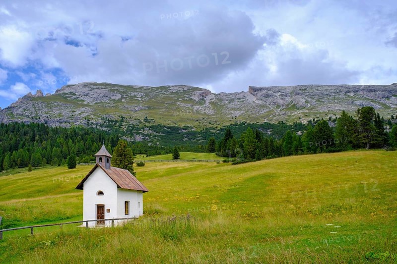 Chapel, at the Prato Piazza mountain inn, Plätzwiesensattel, Fanes - Sennes-Braies nature park Park, Altprags, Braies Valley, Val Pusteria, South Tyrol, Italy