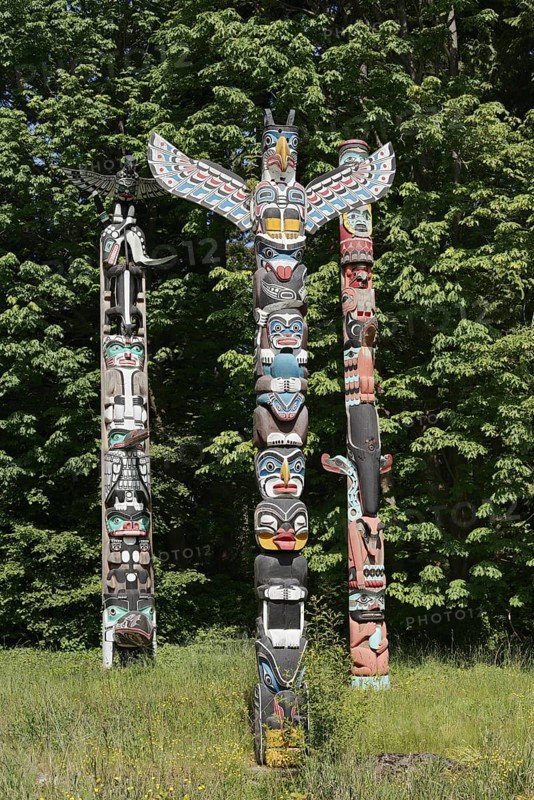 Totem Pole, Kakaso'Las Totem Pole, Stanley Park, Vancouver, British Columbia, Canada