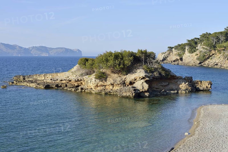 Rocky coast Platja S'Illot with the rock S'Illot, Majorca, Balearic Islands, Spain