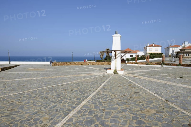 Viewing terrace on the coast, Zambujeira do Mar, Alentejo, Portugal