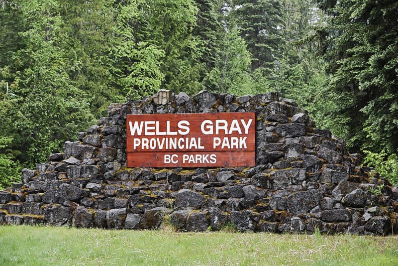 Sign at the park entrance, Wells Gray Provincial Park, British Columbia, Canada