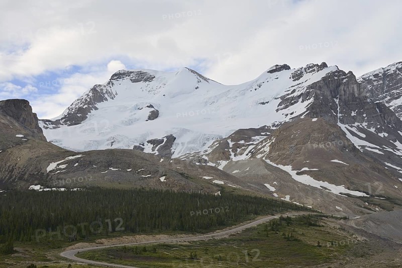 Mount Athabasca, Columbia Icefield, Icefields Parkway, Jasper National Park, Alberta, Canada