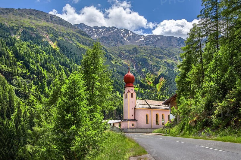 Church of the Holy Cross, Holy Cross, Venter Tal, side valley of the Ötztal, Ötztal Alps, Tyrol, Austria