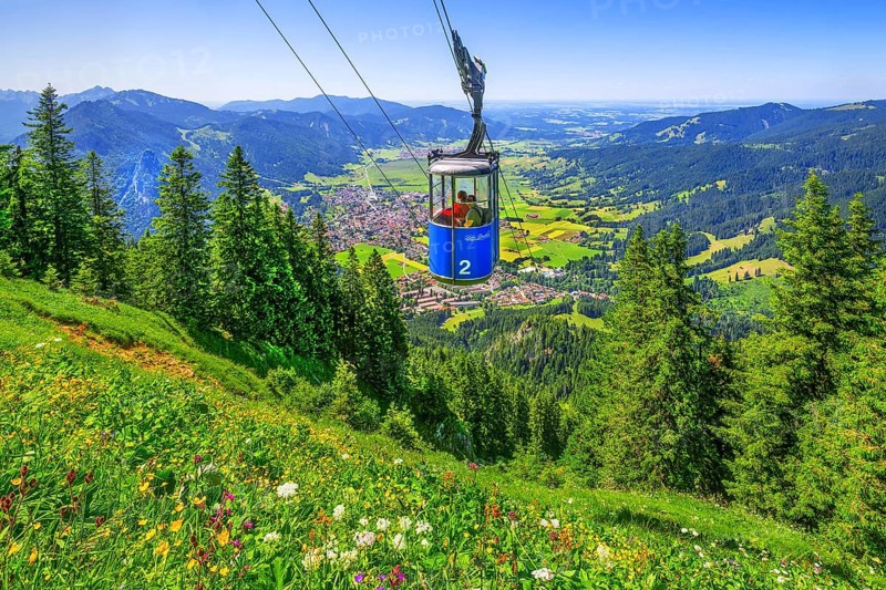 Laberberg cable car with view of the village, Oberammergau, Ammertal, Ammergebirge, Upper Bavaria, Bavaria, Germany