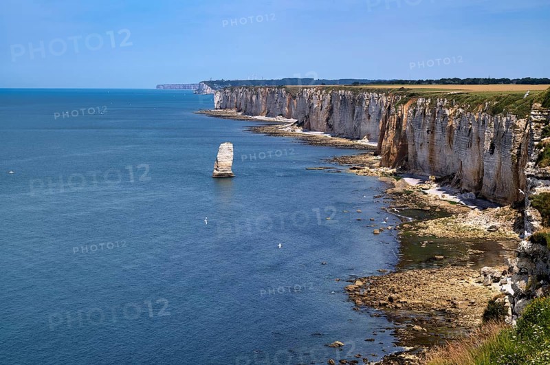 Aiguille de Belval, Étretat, sea, cliffs, cliffs, chalk cliffs, alabaster coast, La Côte d'Albâtre, Normandy, Seine-Maritime, France